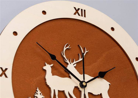 Dekoracyjny zegar ścienny JELONKI wykonany ze sklejki, ORNAMENTI