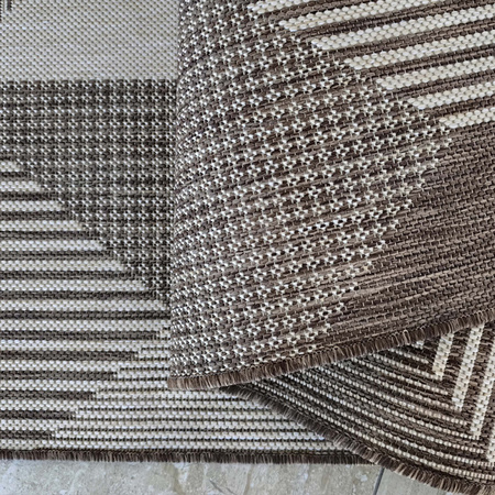 Brązowy dywan sznurkowy zewnętrzny geometryczny ZARA 16 (dwustronny) 80x150 cm
