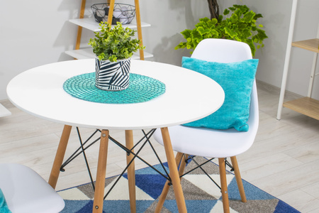 Białe krzesła w stylu skandynawskim OSAKA - Krzesła kuchenne z tworzywa (3 sztuki)