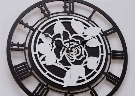 Dekoracyjny, okrągły zegar ścienny RÓŻA w czarno-białej kolorystyce, ORNAMENTI