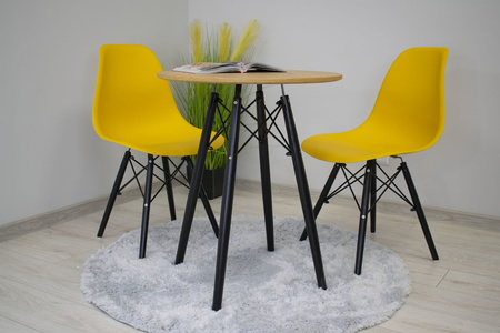 Mały okrągły stół TODI 60cm - Skandynawski stół z dębowym blatem i czarnymi nogami