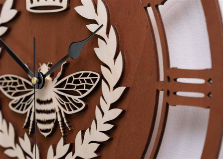 Dekoracyjny zegar ścienny KRÓLOWA PSZCZÓŁ w kolorze bejcy sosnowej, ORNAMENTI