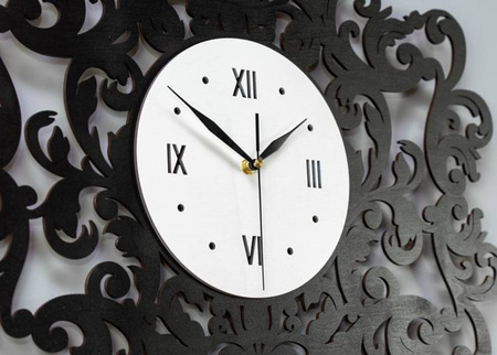 Elegancki zegar ścienny ażurowy VITTORIO w kolorze czarnym, wykonany ze sklejki, ORNAMENTI