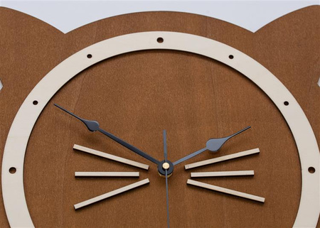 Dekoracyjny zegar DLA MIŁOŚNIKÓW KOTÓW 40x40 cm wykonany ze sklejki brzozowej i pokryty bejcą sosna