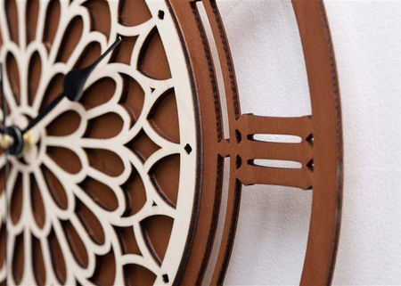 Duży, okrągły zegar ścienny z motywem francuskie rozety, kolor drewna