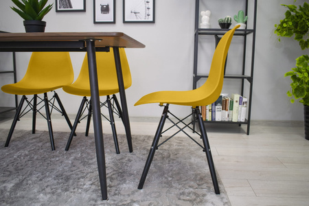 Krzesła OSAKA z tworzywa - Na czarnych nogach, musztardowe krzesła kuchenne (zestaw 2)