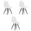 Zestaw 3 krzeseł z tworzywa do kuchni OSAKA - Białe krzesła z czarnymi nogami
